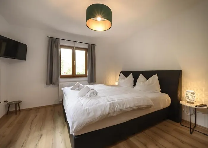 Jägerlodge Am Waldrand In Apartment Grainau