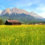 Jaegerlodge Am Waldrand In
